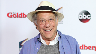 R.I.P. George Segal from <i>Just Shoot Me! </i>and <i>The Goldbergs </i>